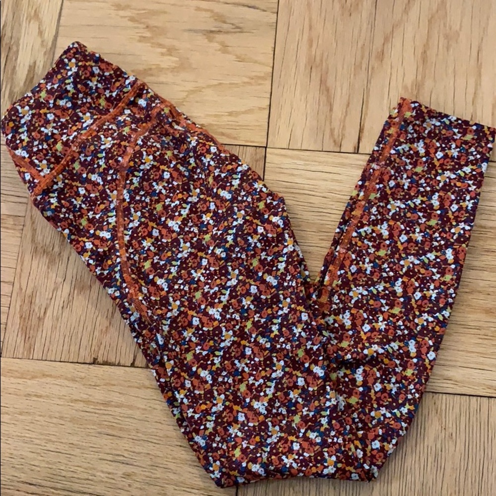 Outdoor Voices Paprika Buds Bra Leggings Set NWOT - Picture 5 of 8